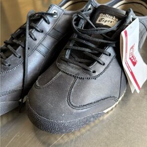 Onitsuka Tiger MEXICO 66 SD
GRAPHITE GREY
 1183B500 020  NEW!! 
UNISEX